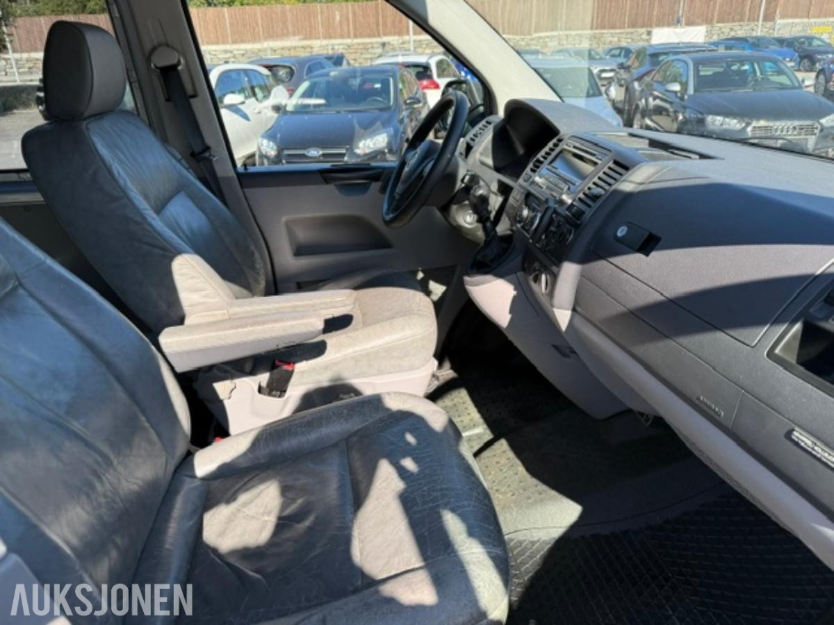2013 Volkswagen Caravelle, TRANSPORTER/CARAVELLE PERSONBIL 5 SETER/LANG/ 2.0 TDI/WEBASTO/EU-GODKJENT/8xALUFELGER/, 191000km