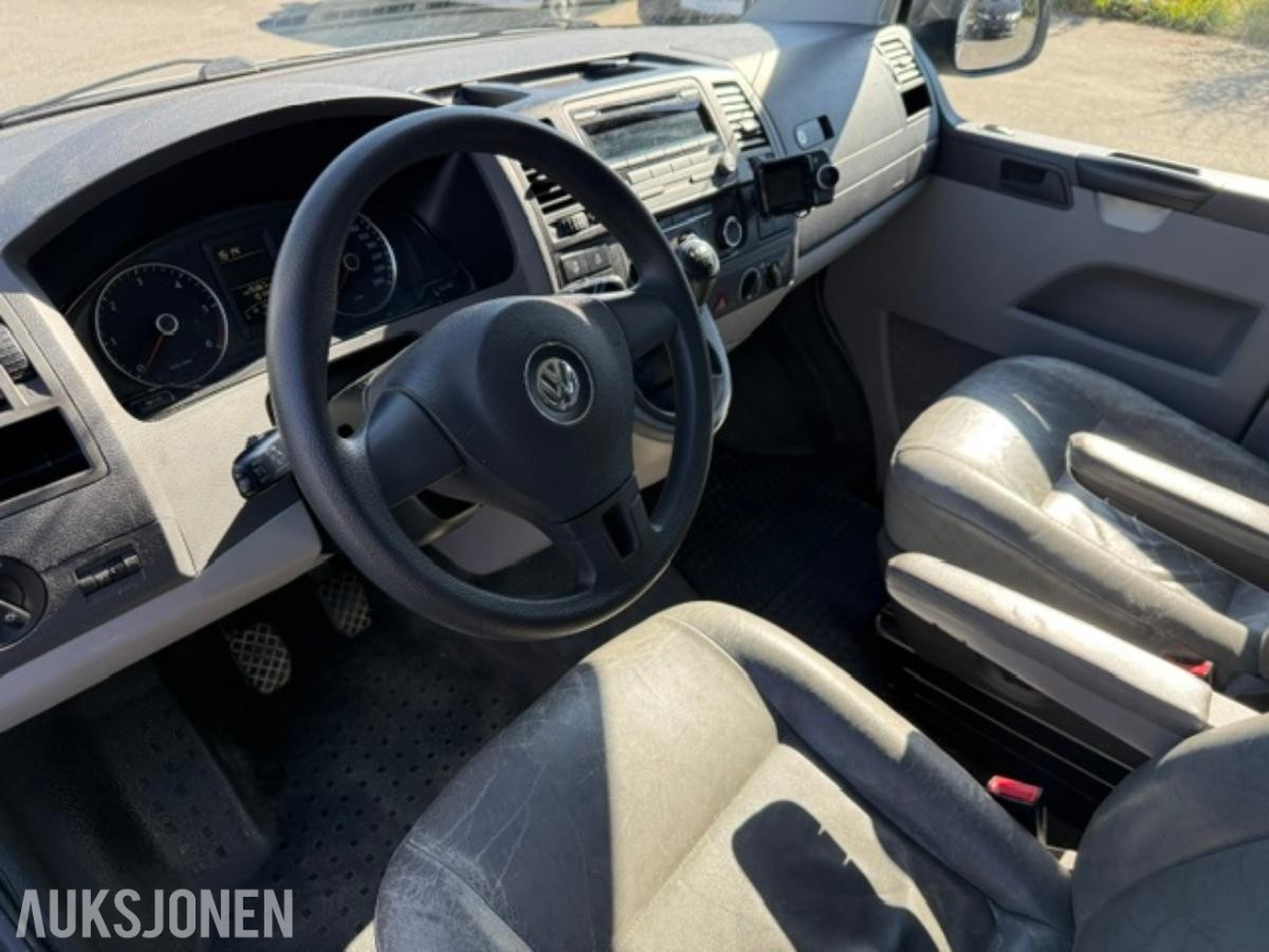 2013 Volkswagen Caravelle, TRANSPORTER/CARAVELLE PERSONBIL 5 SETER/LANG/ 2.0 TDI/WEBASTO/EU-GODKJENT/8xALUFELGER/, 191000km