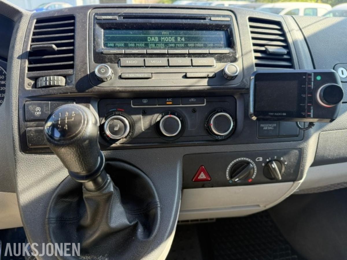 2013 Volkswagen Caravelle, TRANSPORTER/CARAVELLE PERSONBIL 5 SETER/LANG/ 2.0 TDI/WEBASTO/EU-GODKJENT/8xALUFELGER/, 191000km