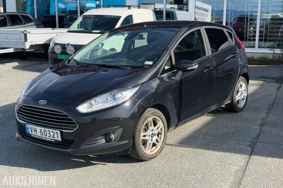 Ford Fiesta 1.0 EcoBoost 100 hk | 2013 | 125 951 km | Manuell | Sommer/vinterhjul - 72 timers auksjon 