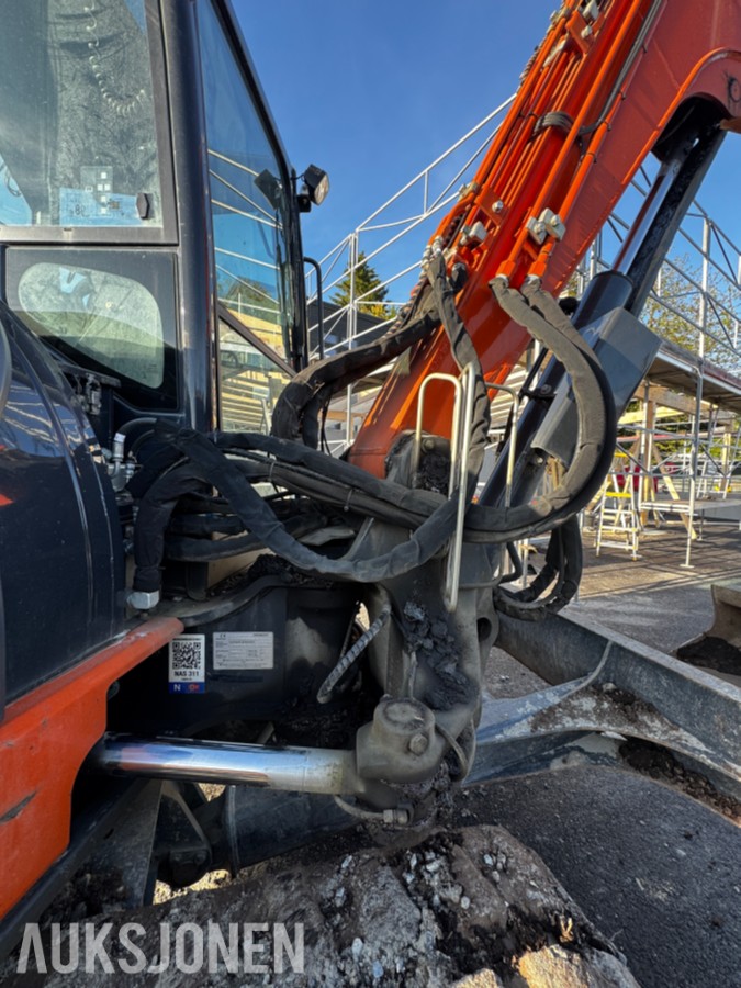 2021 Hitachi ZX65USB-6 CLR minigraver 6 tonn - Sentralsmøring - Tiltrotator - Pussskuffe - Graveskuffe - Sertifisert