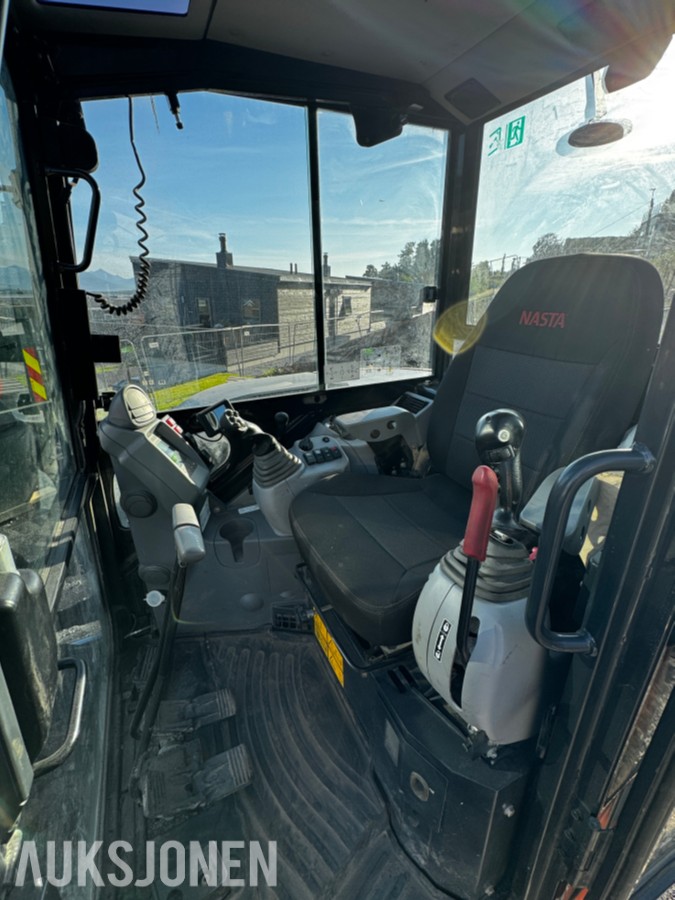 2021 Hitachi ZX65USB-6 CLR minigraver 6 tonn - Sentralsmøring - Tiltrotator - Pussskuffe - Graveskuffe - Sertifisert