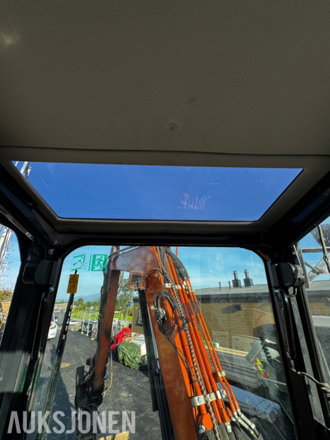 2021 Hitachi ZX65USB-6 CLR minigraver 6 tonn - Sentralsmøring - Tiltrotator - Pussskuffe - Graveskuffe - Sertifisert