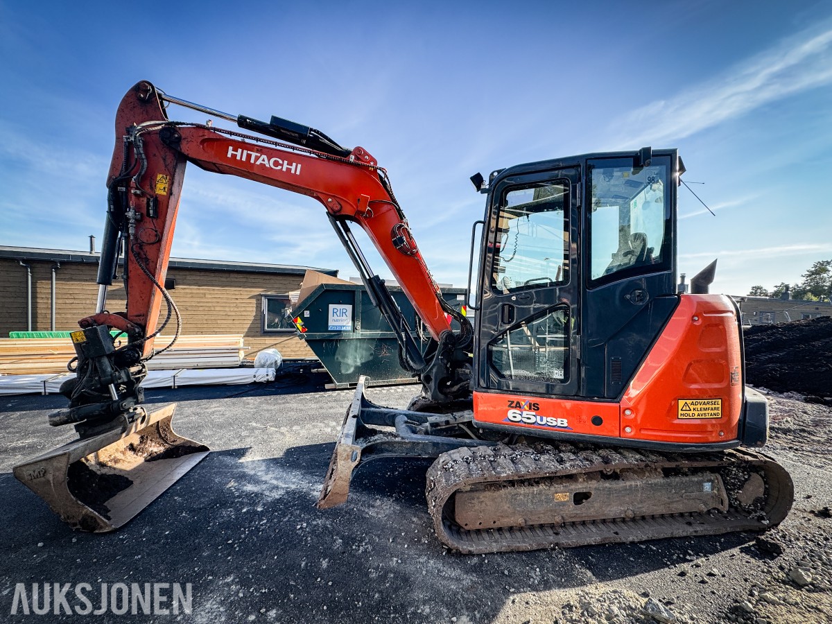 2021 Hitachi ZX65USB-6 CLR minigraver 6 tonn - Sentralsmøring - Tiltrotator - Pussskuffe - Graveskuffe - Sertifisert