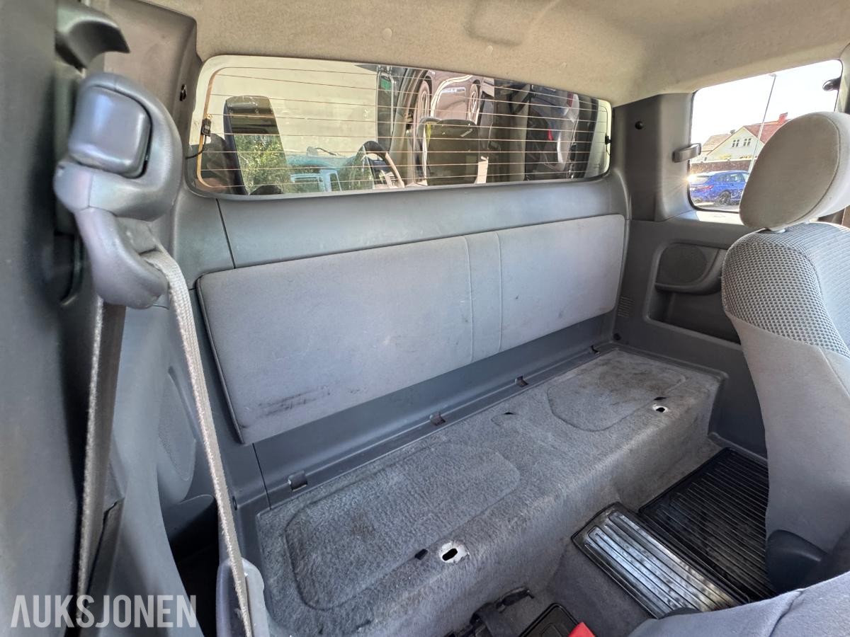 2013 Toyota HiLux 2.5-144 D 4WD / hardtop / 147414km