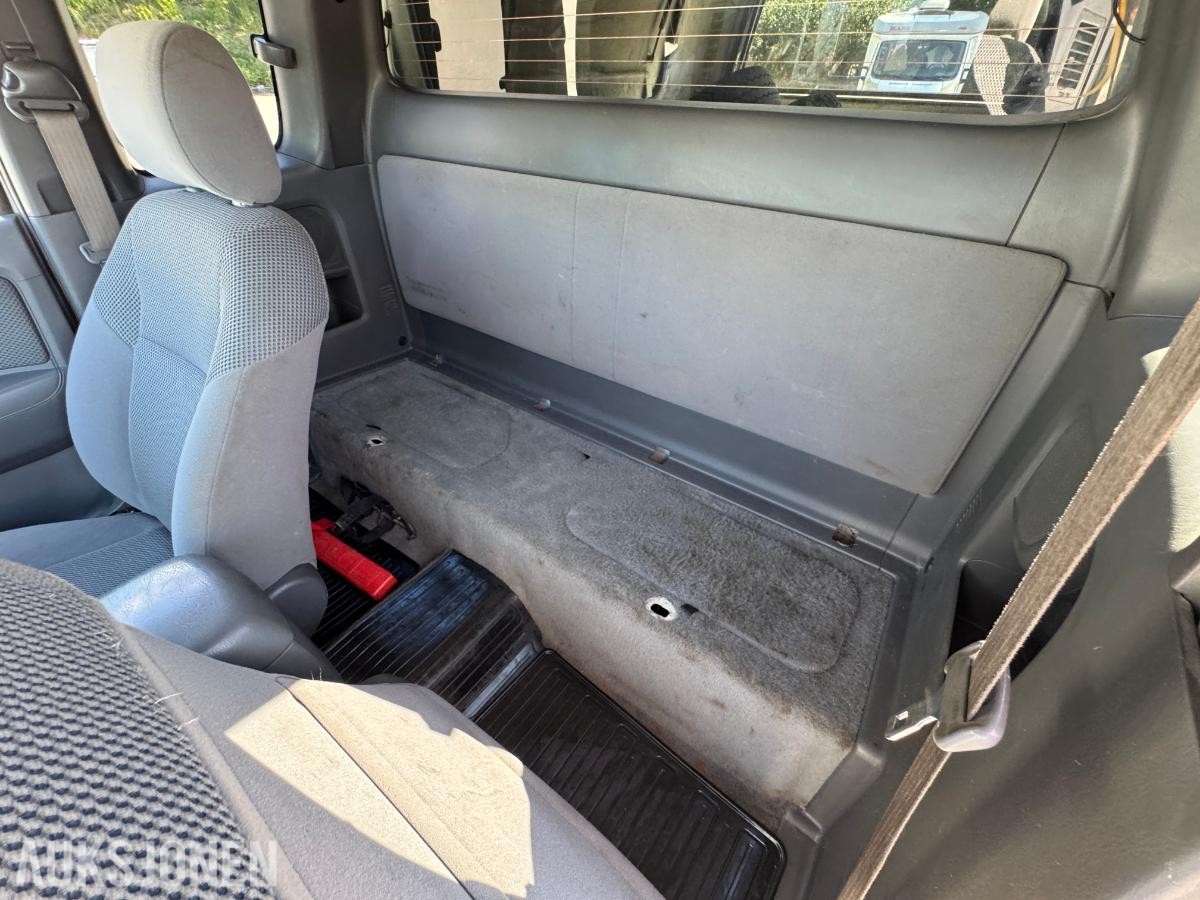 2013 Toyota HiLux 2.5-144 D 4WD / hardtop / 147414km