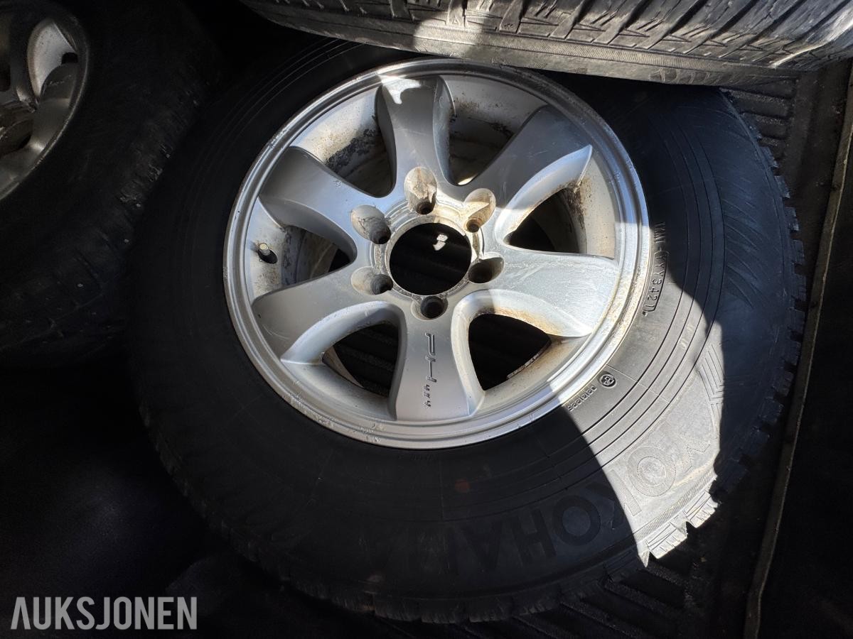 2013 Toyota HiLux 2.5-144 D 4WD / hardtop / 147414km