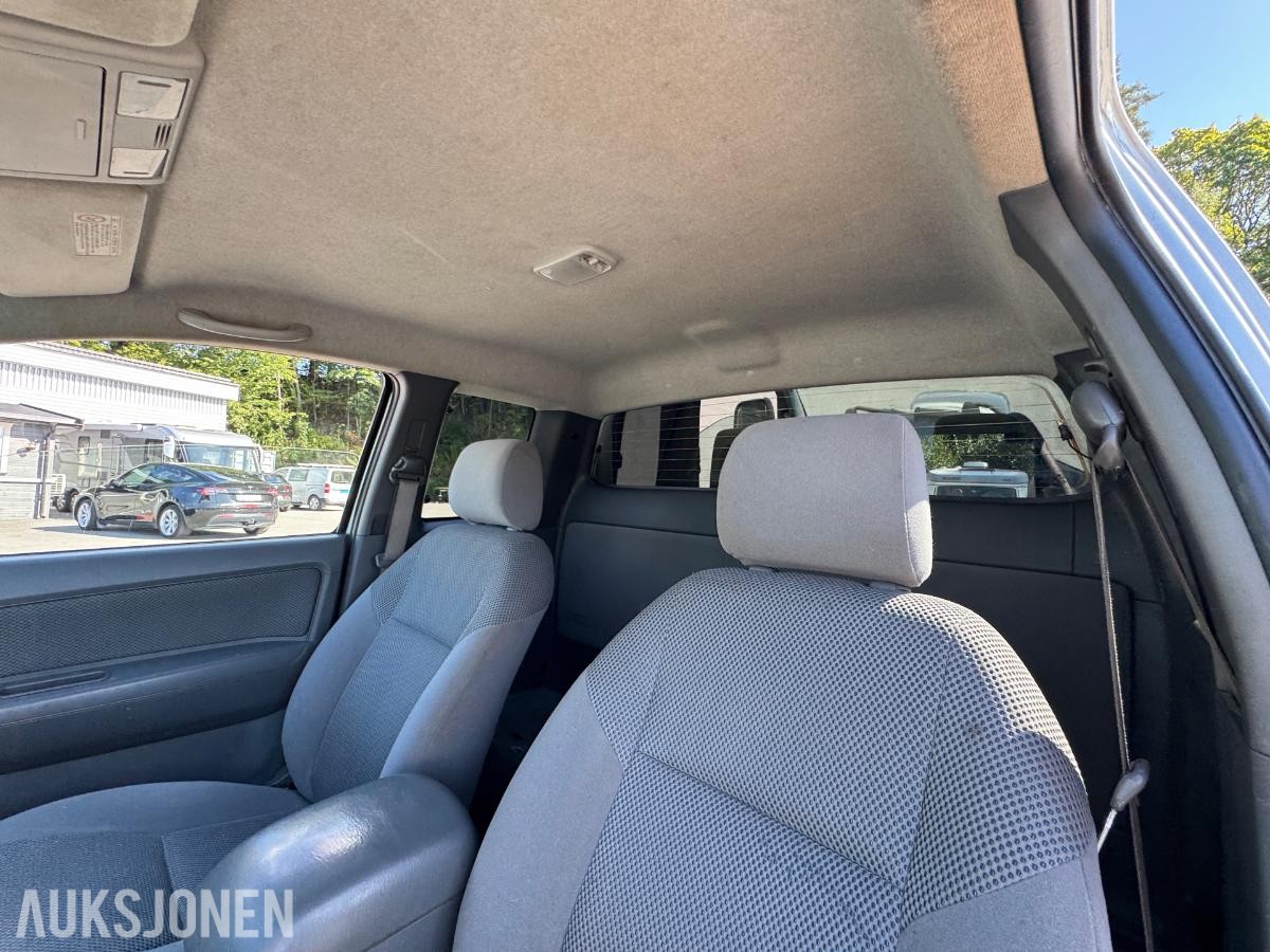 2013 Toyota HiLux 2.5-144 D 4WD / hardtop / 147414km