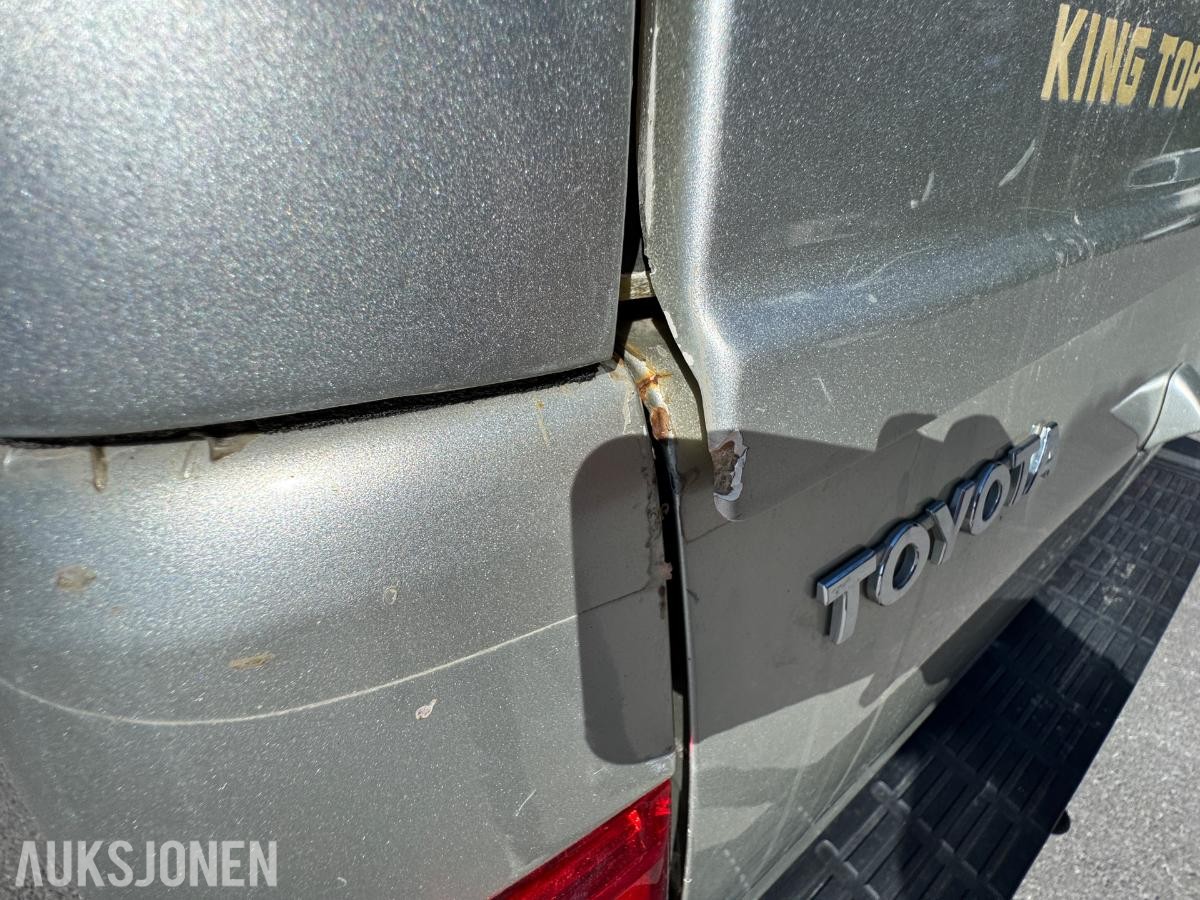 2013 Toyota HiLux 2.5-144 D 4WD / hardtop / 147414km