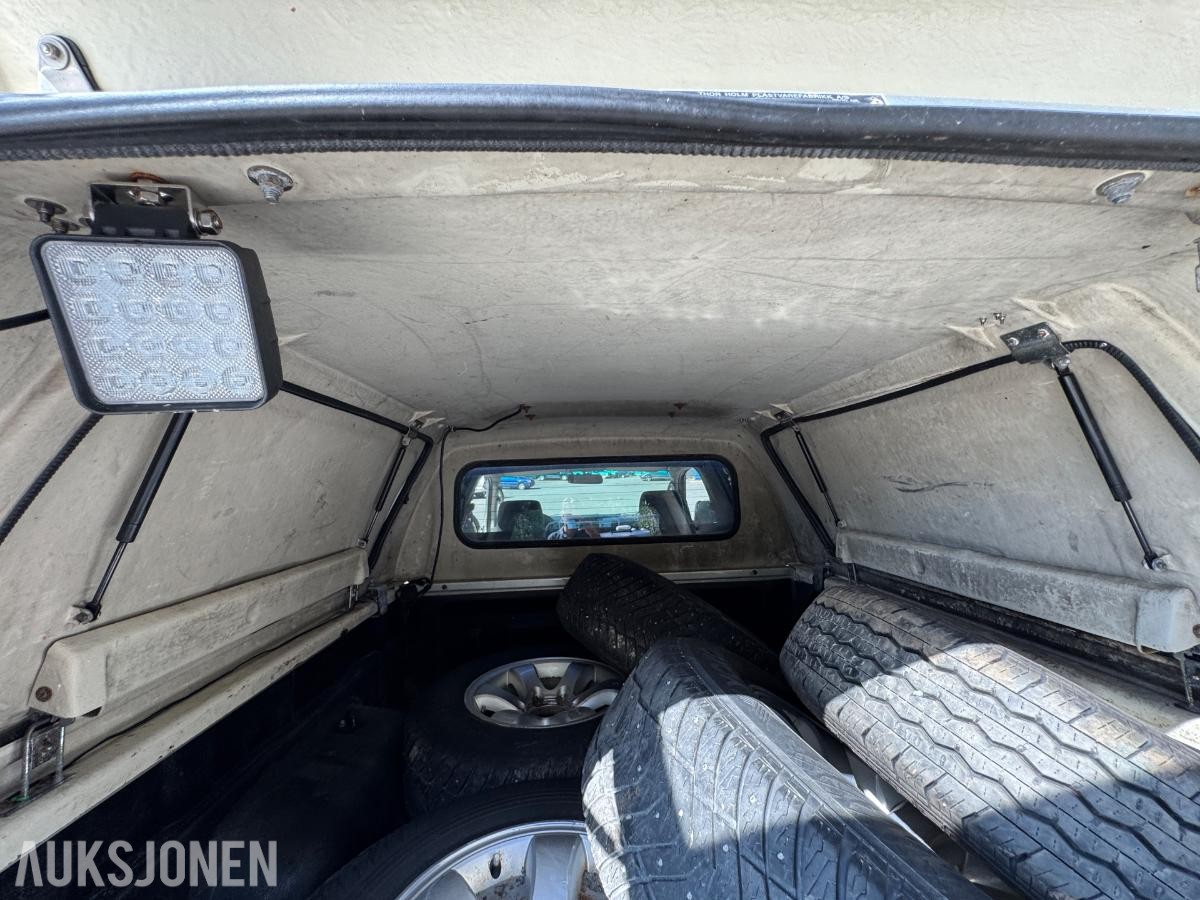 2013 Toyota HiLux 2.5-144 D 4WD / hardtop / 147414km