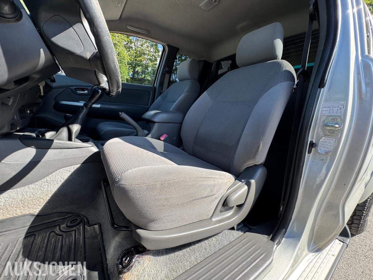 2013 Toyota HiLux 2.5-144 D 4WD / hardtop / 147414km