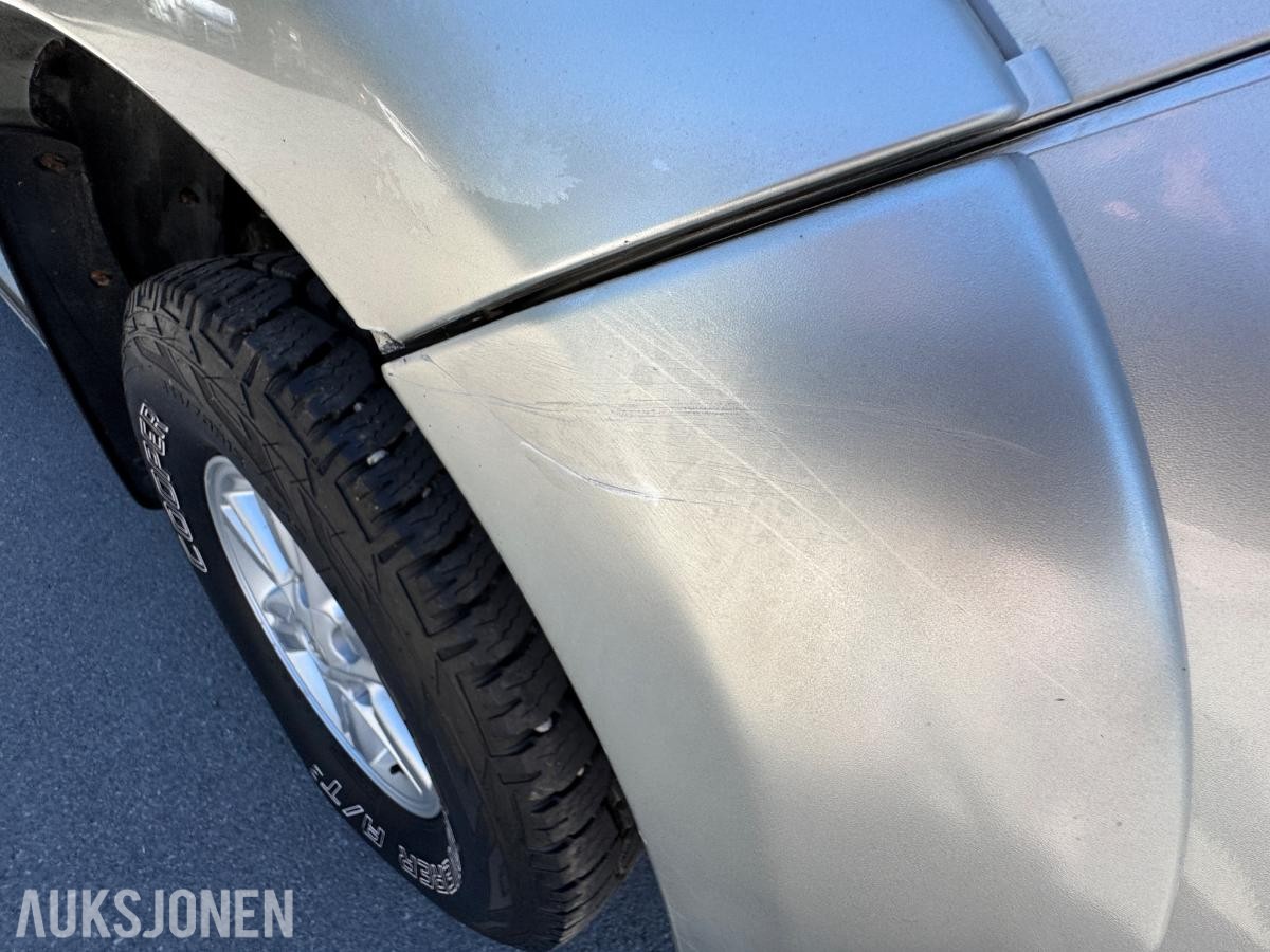 2013 Toyota HiLux 2.5-144 D 4WD / hardtop / 147414km