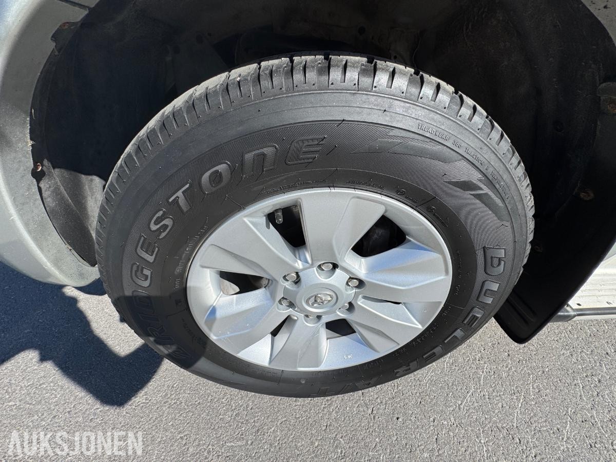 2014 Toyota HiLux 2.5-144 D 4WD / Double Cab / hardtop / innredning / 282303km