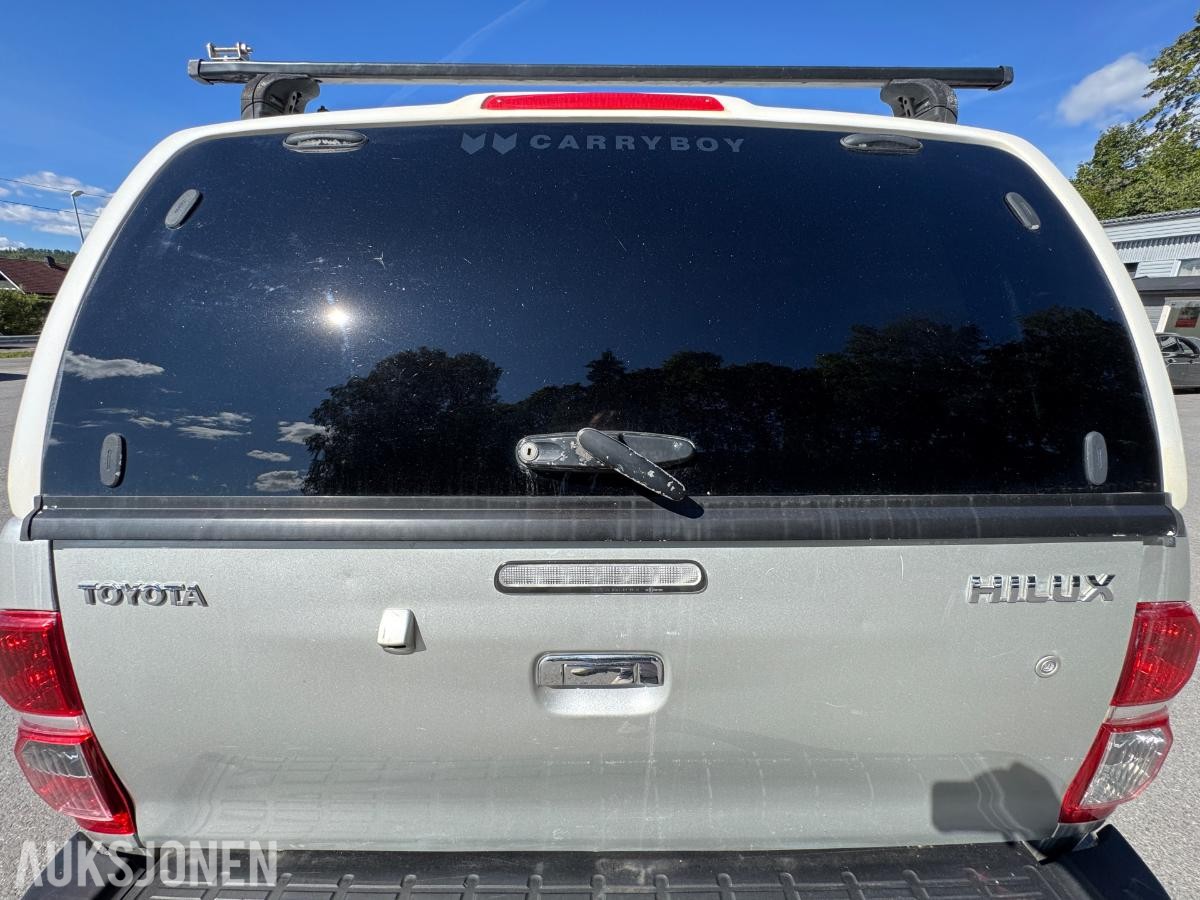 2014 Toyota HiLux 2.5-144 D 4WD / Double Cab / hardtop / innredning / 282303km