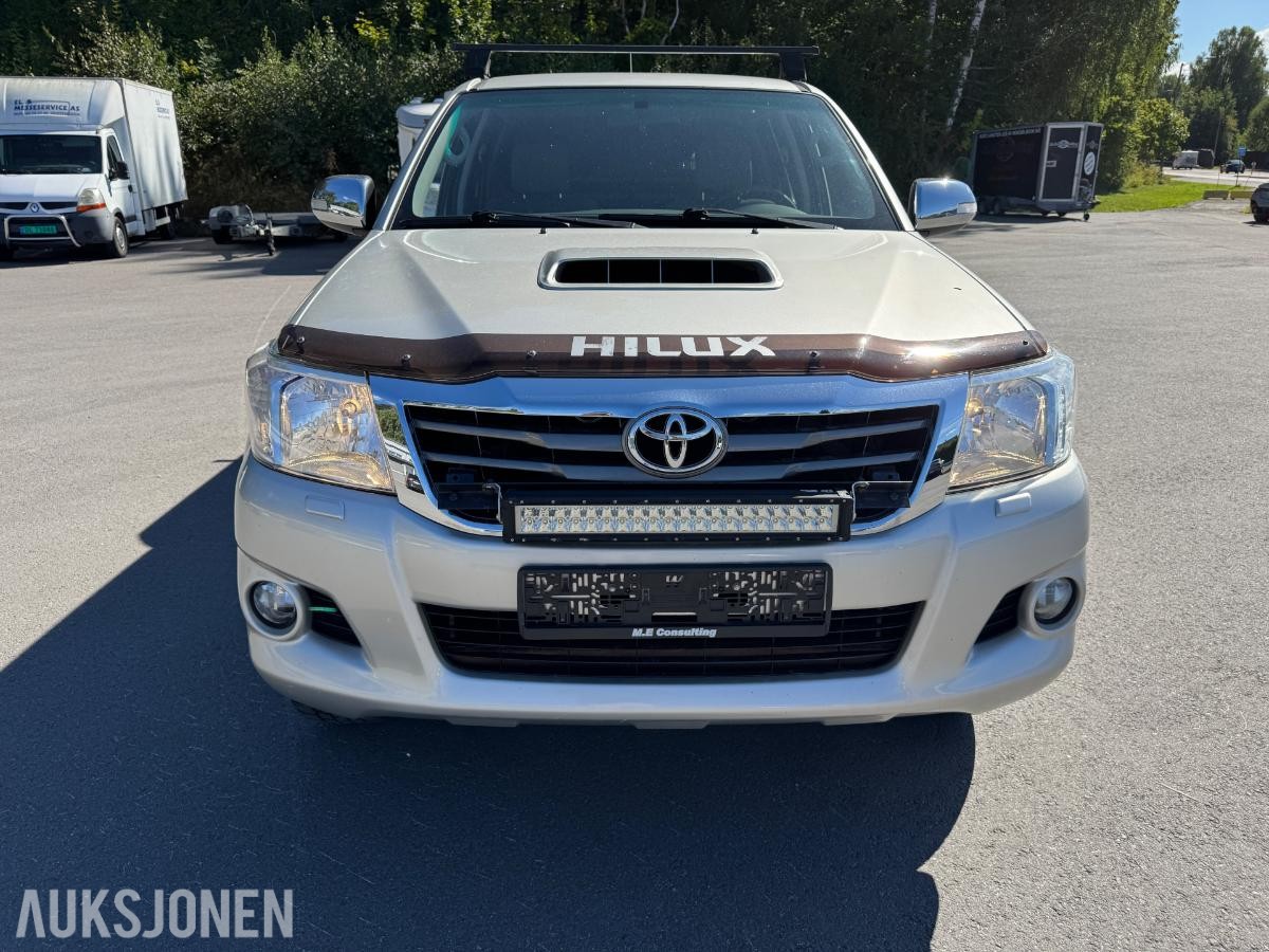 2014 Toyota HiLux 2.5-144 D 4WD / Double Cab / hardtop / innredning / 282303km