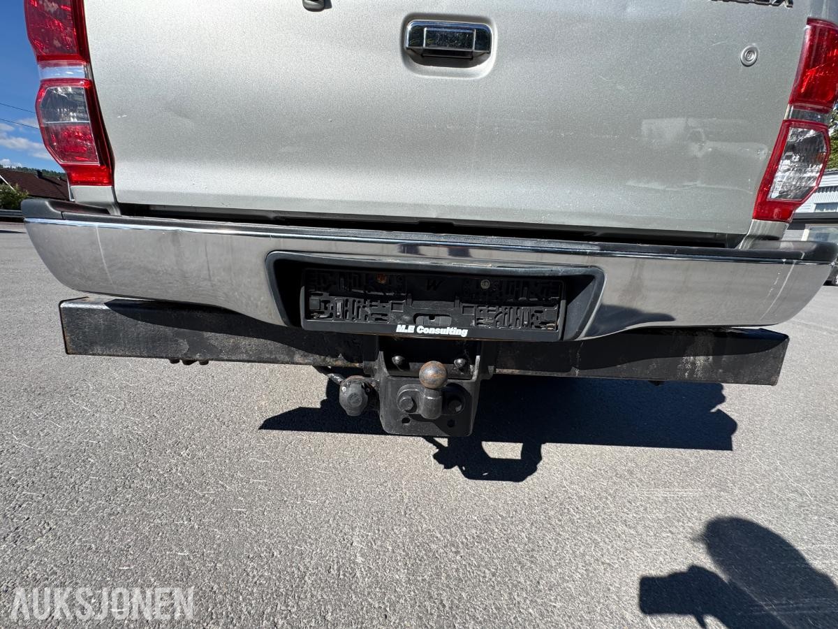 2014 Toyota HiLux 2.5-144 D 4WD / Double Cab / hardtop / innredning / 282303km