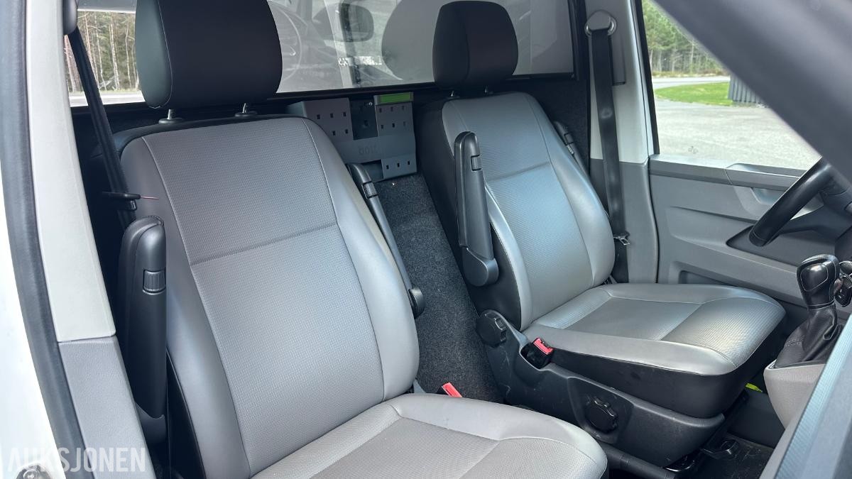 2020 Volkswagen Transporter, 4x4 Automat, Webasto, Cruisekontroll, Ryggekamera