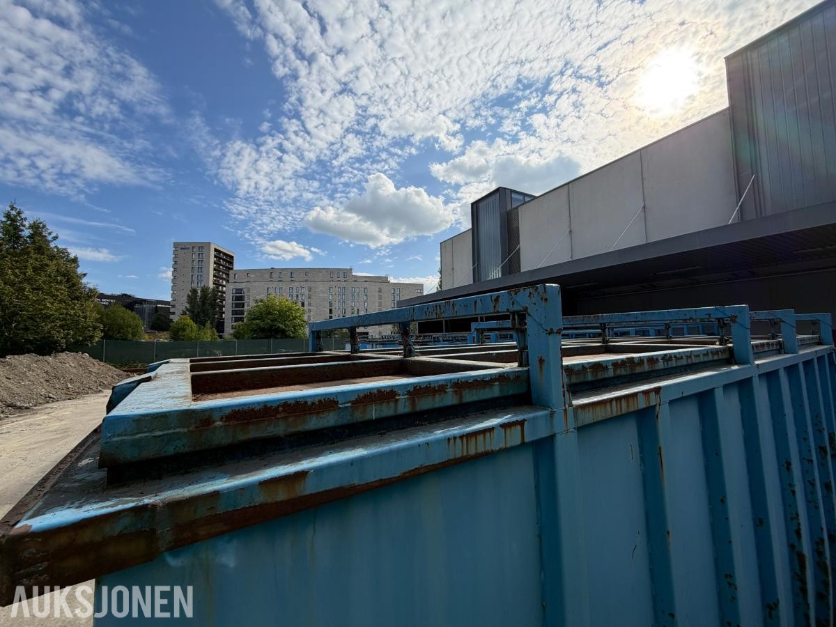 Krokcontainer - Container Lukket 01