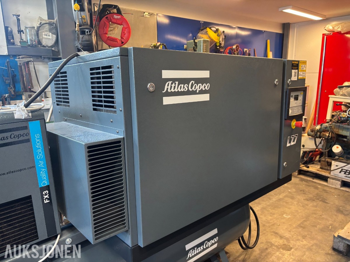 Atlas Copco LZ7-10 FF trykkluftanlegg med 270 liters tank og Atlas Copco FX3 kjøletørke.
