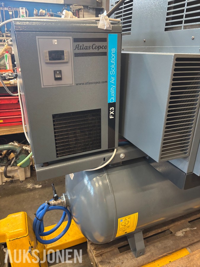 Atlas Copco LZ7-10 FF trykkluftanlegg med 270 liters tank og Atlas Copco FX3 kjøletørke.