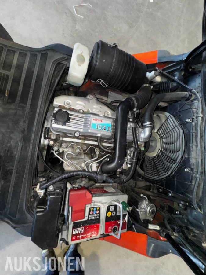 2008 Toyota 02-8FDF30 Tonero Dieseltruck