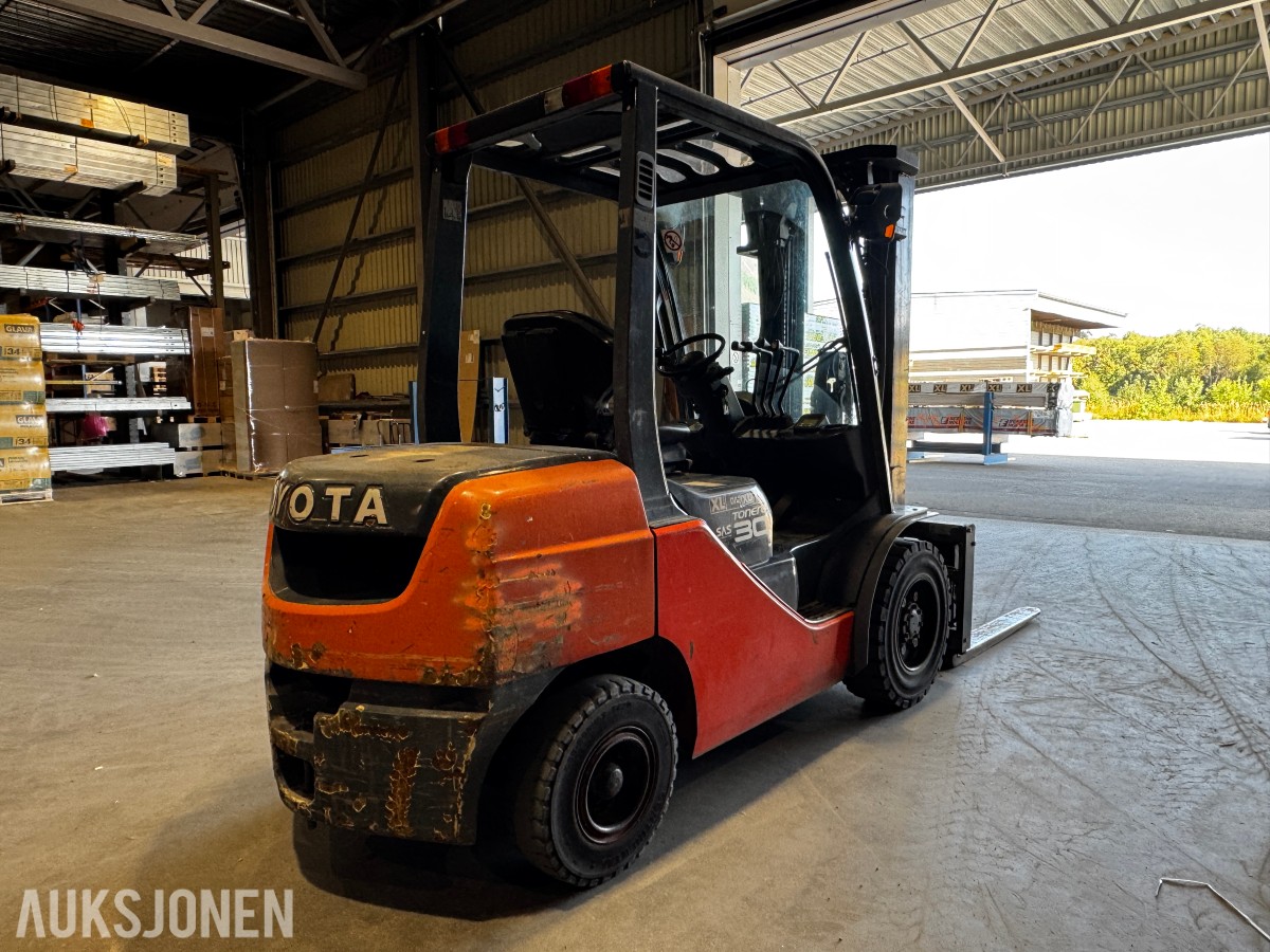 2008 Toyota 02-8FDF30 Tonero Dieseltruck