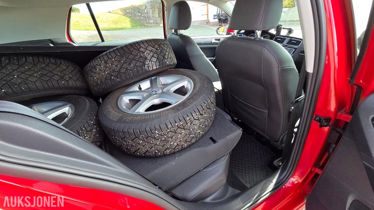 2014 Volkswagen GOLF 1.4-122 Rep objekt , 124000km