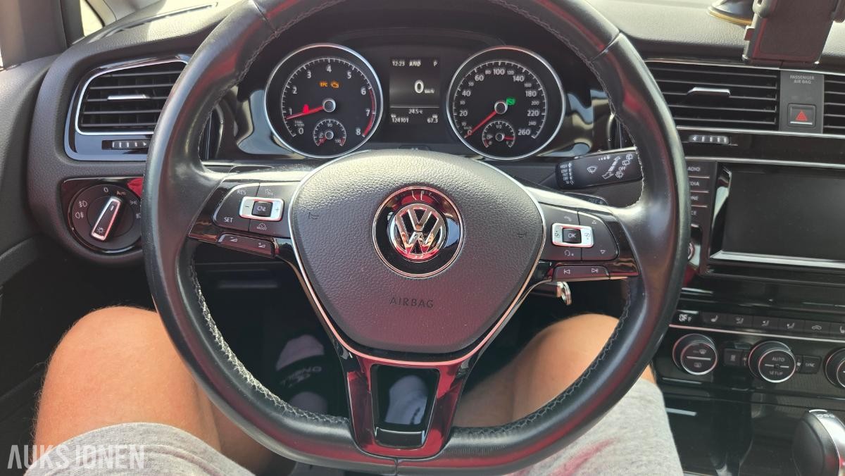2014 Volkswagen GOLF 1.4-122 Rep objekt , 124000km