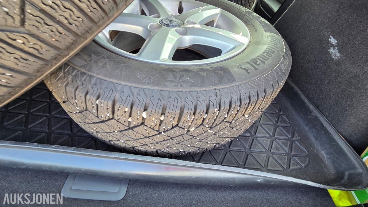 2014 Volkswagen GOLF 1.4-122 Rep objekt , 124000km