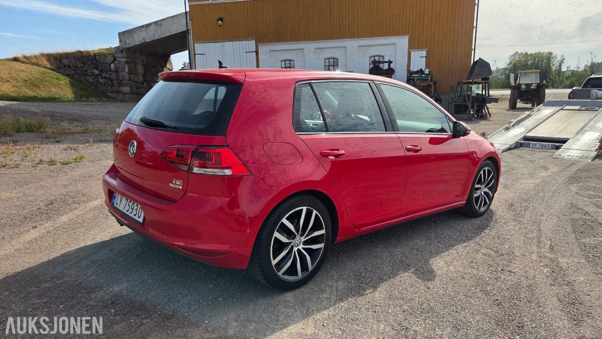 2014 Volkswagen GOLF 1.4-122 Rep objekt , 124000km