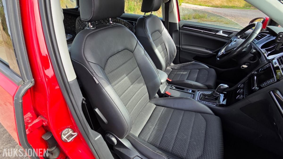 2014 Volkswagen GOLF 1.4-122 Rep objekt , 124000km