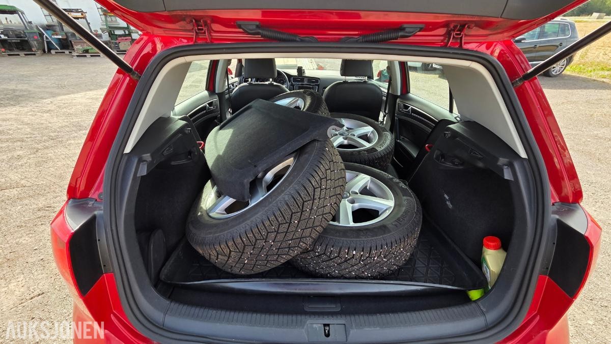 2014 Volkswagen GOLF 1.4-122 Rep objekt , 124000km