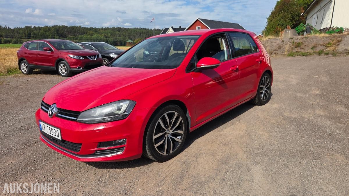 2014 Volkswagen GOLF 1.4-122 Rep objekt , 124000km