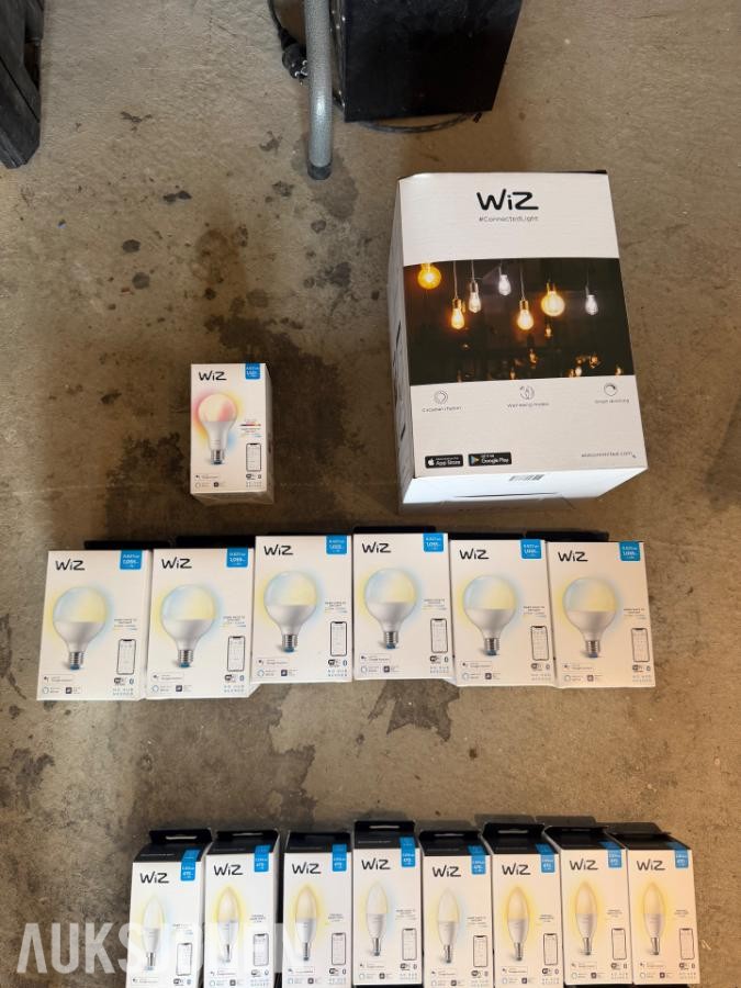stort parti - WiZ smartpærer i originalemballasje.