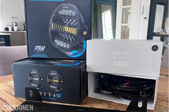 Raw Carbon 9''  LED ekstralys, 2 stk