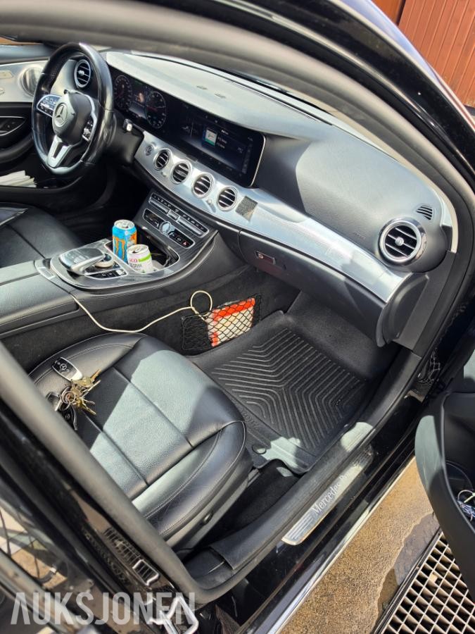 2020 Mercedes-Benz E300de Adaptiv cruisekontroll, Ryggekamera, Hengerfeste