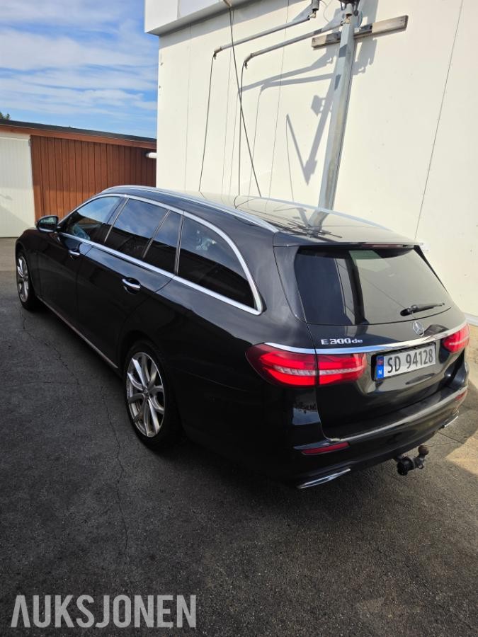2020 Mercedes-Benz E300de Adaptiv cruisekontroll, Ryggekamera, Hengerfeste