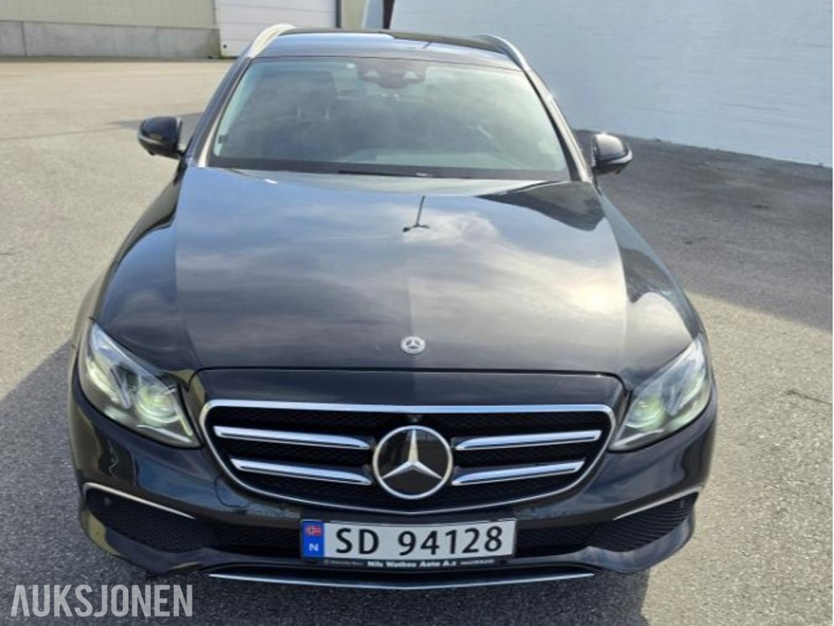 2020 Mercedes-Benz E300de Adaptiv cruisekontroll, Ryggekamera, Hengerfeste