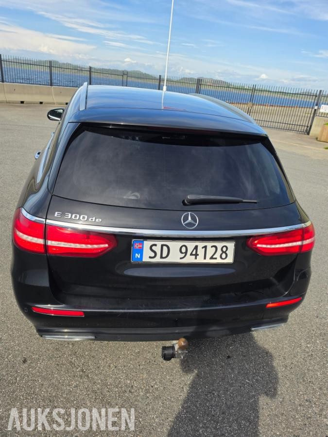 2020 Mercedes-Benz E300de Adaptiv cruisekontroll, Ryggekamera, Hengerfeste