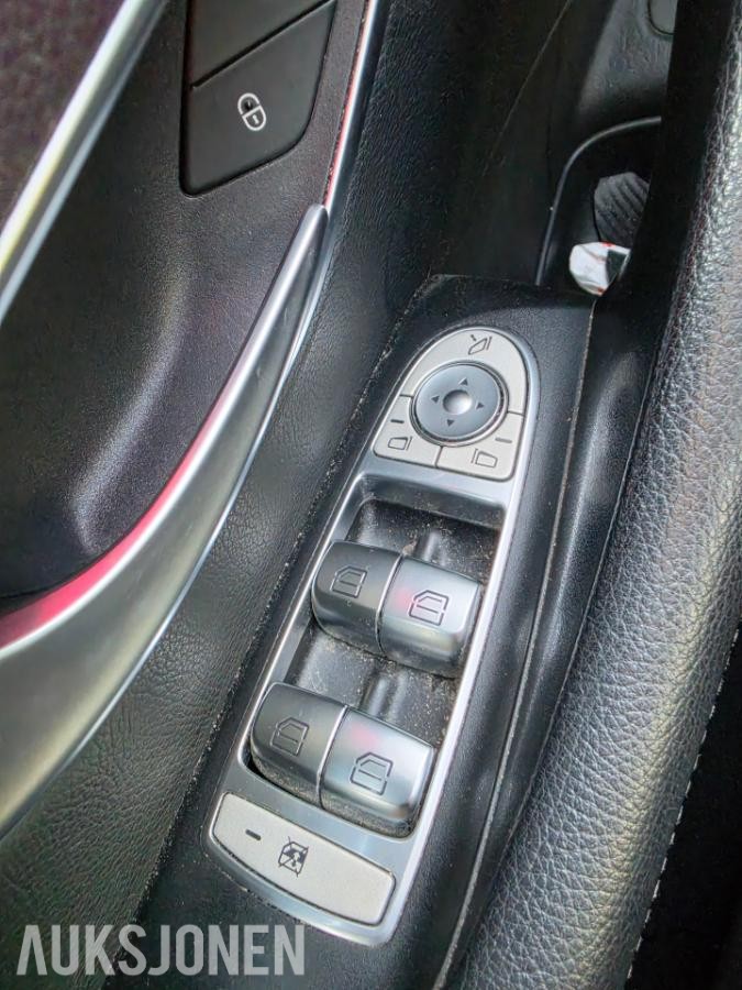 2020 Mercedes-Benz E300de Adaptiv cruisekontroll, Ryggekamera, Hengerfeste