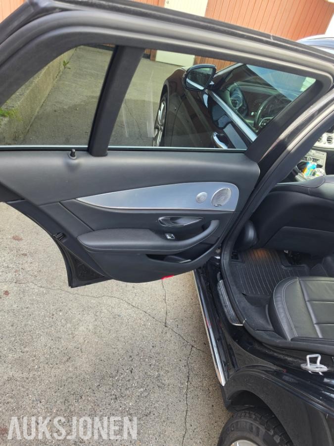 2020 Mercedes-Benz E300de Adaptiv cruisekontroll, Ryggekamera, Hengerfeste