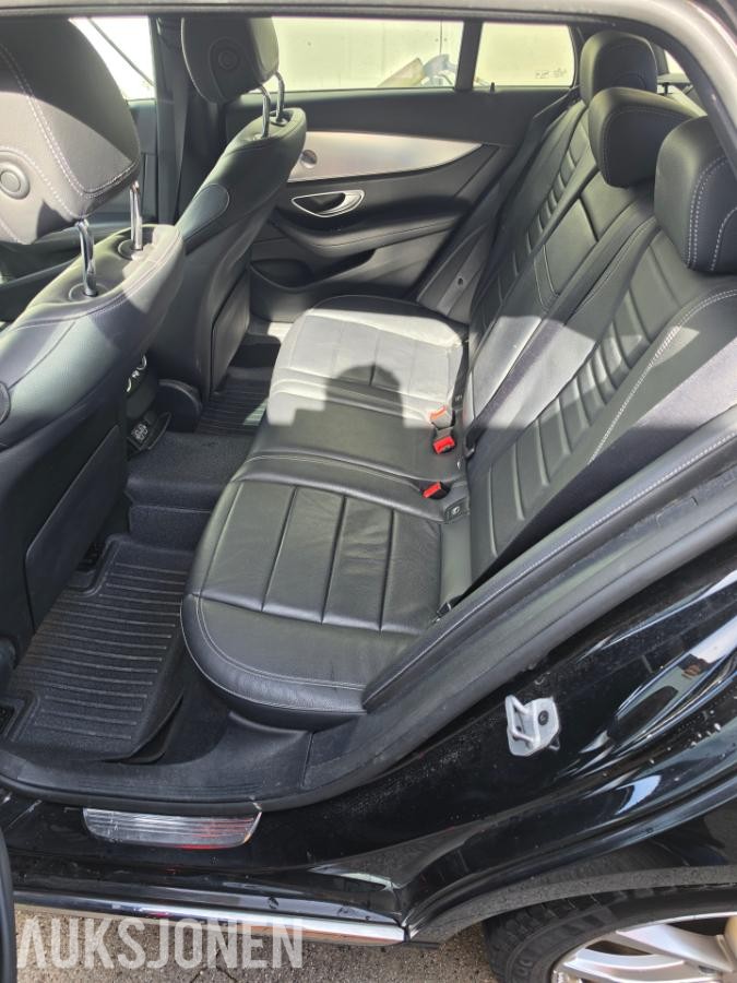 2020 Mercedes-Benz E300de Adaptiv cruisekontroll, Ryggekamera, Hengerfeste