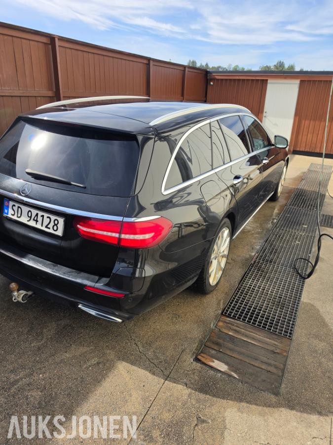 2020 Mercedes-Benz E300de Adaptiv cruisekontroll, Ryggekamera, Hengerfeste
