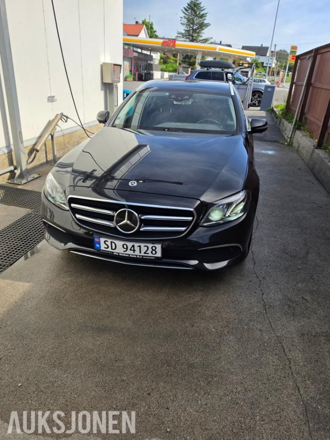 2020 Mercedes-Benz E300de Adaptiv cruisekontroll, Ryggekamera, Hengerfeste