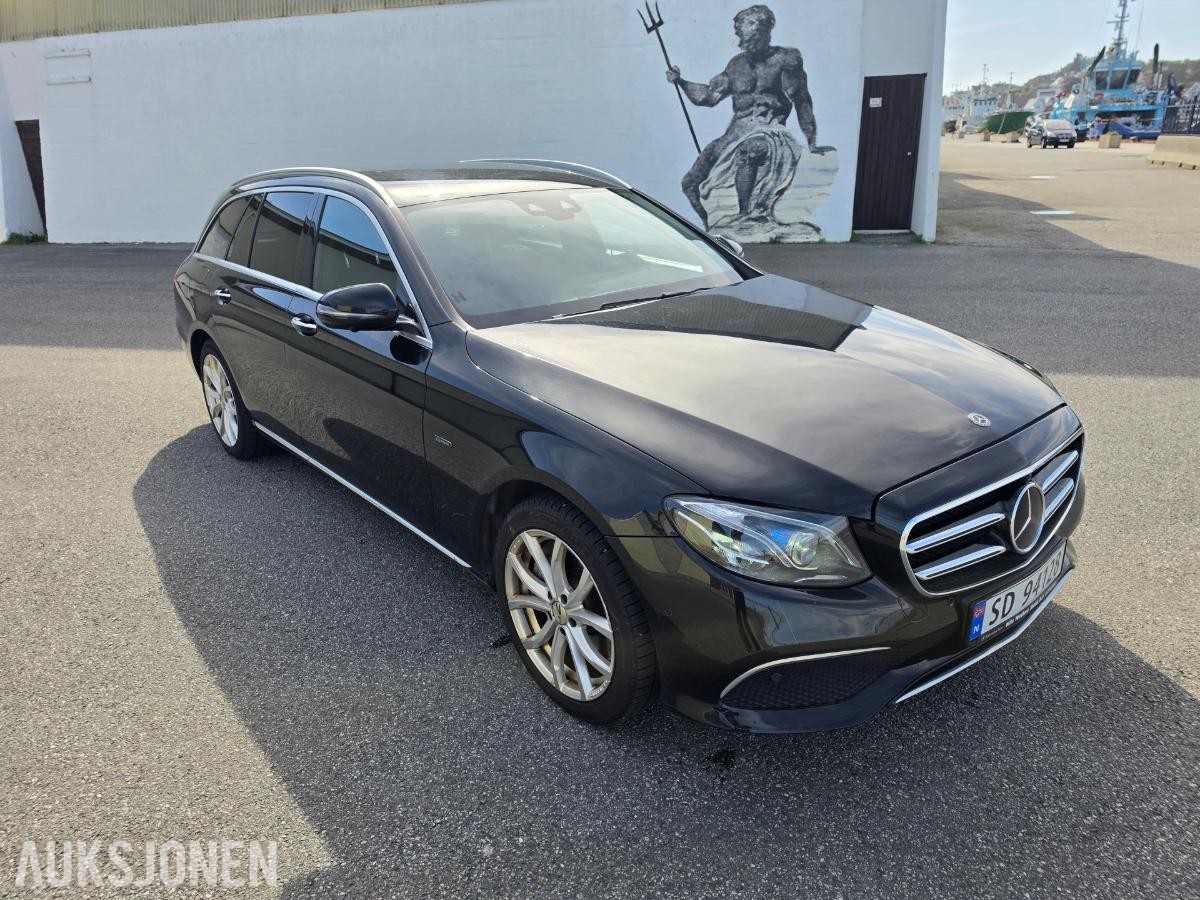 2020 Mercedes-Benz E300de Adaptiv cruisekontroll, Ryggekamera, Hengerfeste