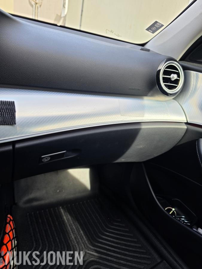 2020 Mercedes-Benz E300de Adaptiv cruisekontroll, Ryggekamera, Hengerfeste