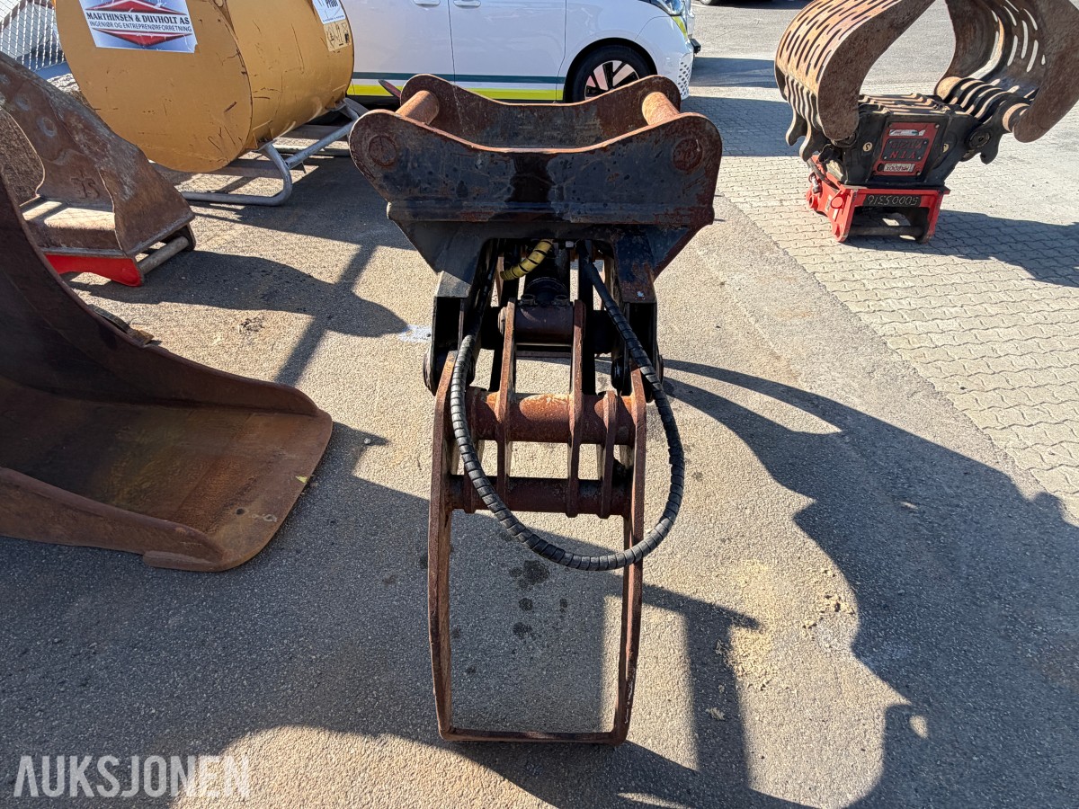 Hydraulisk tømmerklo - S70 feste