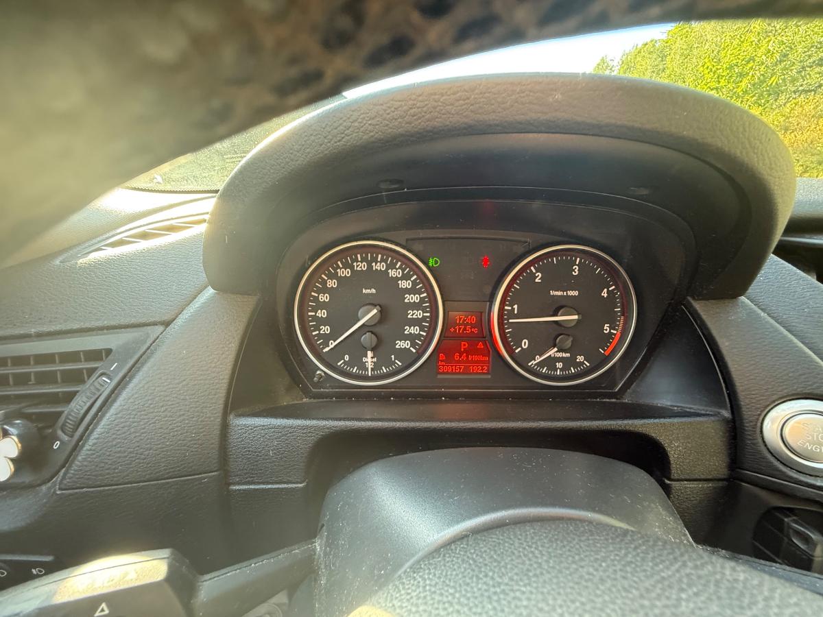 2011 BMW X1 xDrive18d Automat, Cruisekontroll, Hengerfeste, S+V dekk