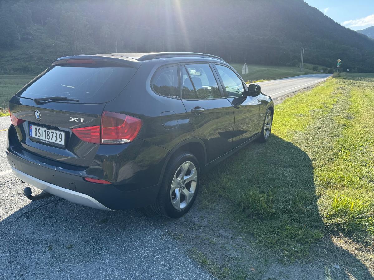 2011 BMW X1 xDrive18d Automat, Cruisekontroll, Hengerfeste, S+V dekk