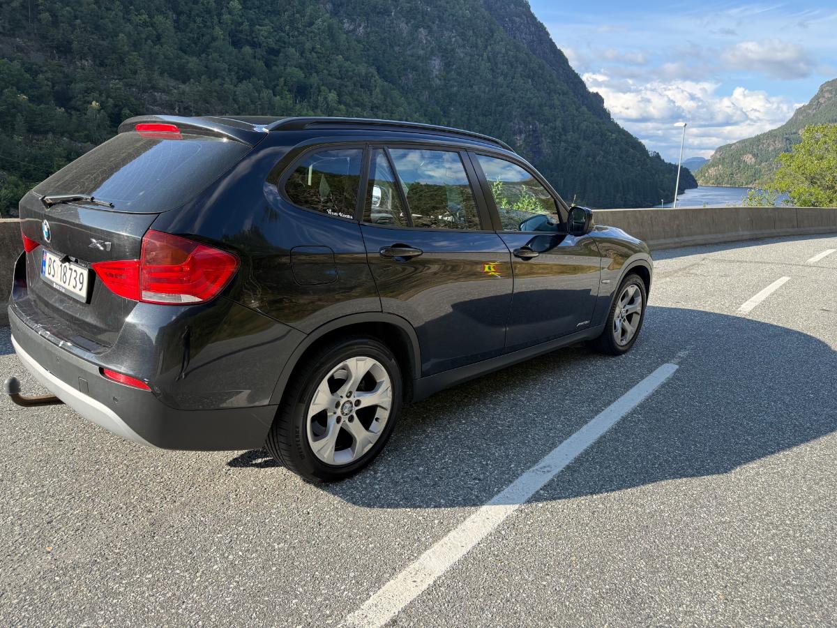 2011 BMW X1 xDrive18d Automat, Cruisekontroll, Hengerfeste, S+V dekk